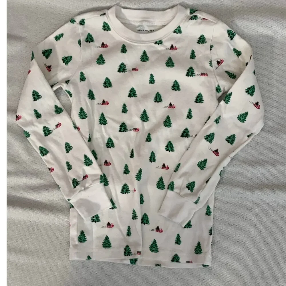 JANIE & JACK CHRISTMAS TREE & SLEDS PJS‎ SIZE 7